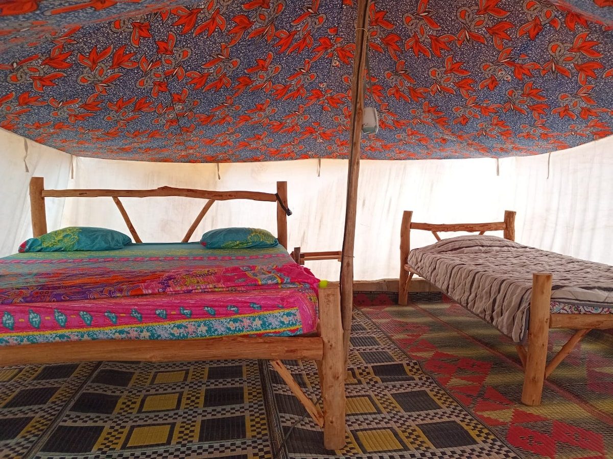 Standard Tent - Camping Les Jardins Fleuris de Lompoul-sur-Mer