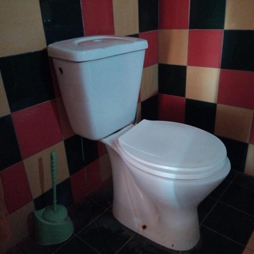 cabane-rasta-salle-de-bain-01